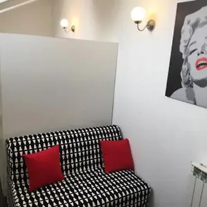  Appartamento Romantica Mansarda 8.piano 15 Min Dal Centro