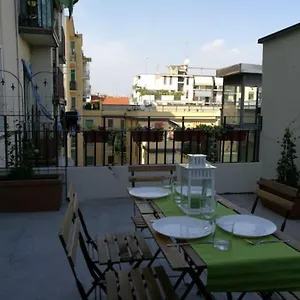  Appartamento Con Grande Terrazzo In Via Lomellina